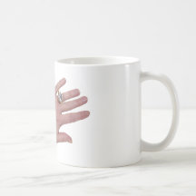WearingDiamondRing112409 Tazas De Café