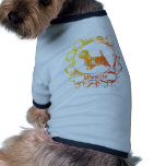 Westie resistido con clase ropa de perros