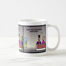 Who "muerto en sus pies " tazas