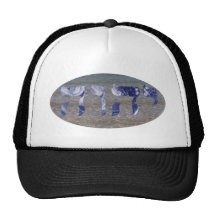 Yahweh en el agua gorra