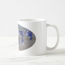 Yahweh en el agua taza de café