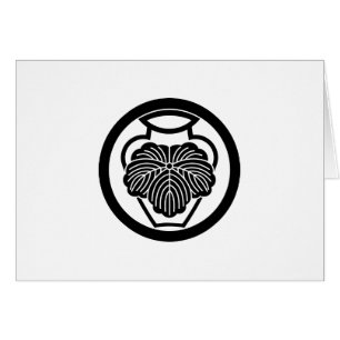 中 輪 に 壺 に 蔦