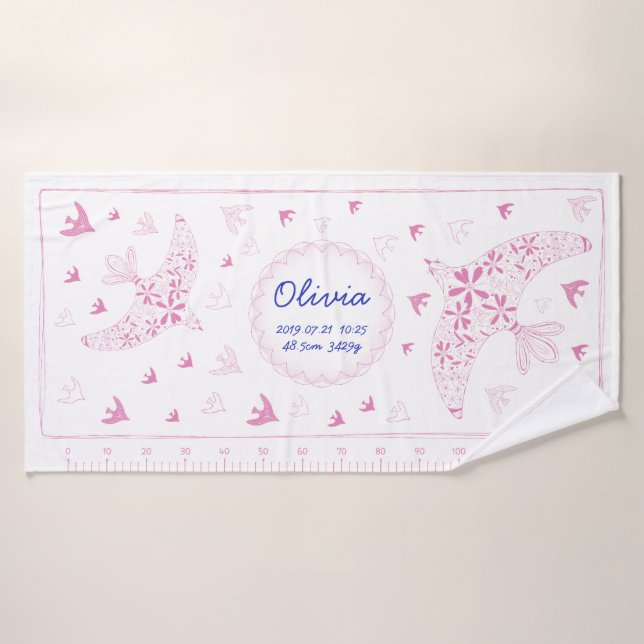 鳥、風に乗る。誕生メモリアル_ピンク (Toalla de baño)