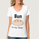 Buscar bollo en el horno camisetas Divertido
