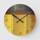 Buscar alcohólico relojes de pared Beber