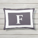 Buscar oscura cojines Para ella