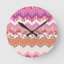 Buscar zigzag rosado relojes de pared Colorido