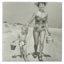 Buscar el caminar azulejos Blanco y negro