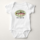 Buscar mosca bebe ropa Pescado