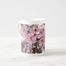 Buscar el árbol floreciente tazas Rosa
