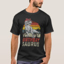 Buscar dinosaur birthday camisetas Saurus