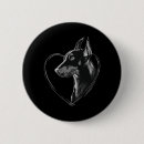 Buscar doberman chapas Puño