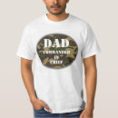 Buscar jefe militar camisetas Día