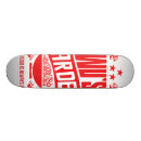 Buscar tres tablas de skate Monopatín