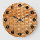 Buscar marrón claro relojes de pared Beige