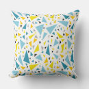 Buscar triángulos cojines Niños