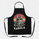 Buscar gatos delantales Política