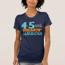 Buscar cuarenta y cinco camisetas 45 años