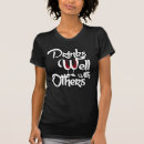 Buscar bebidas bien con otras camisetas Divertido