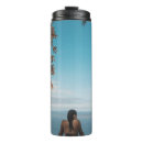 Buscar bikini tazas Piscina