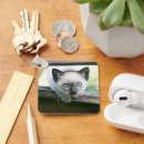 Buscar pelo corto llaveros Animal joven