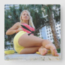 Buscar pies relojes de pared Descalzo