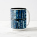 Buscar del estante tazas Amante de los libros