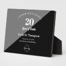 Buscar servicio placas fotograbadas General y unisex