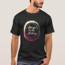 Buscar vida futura camisetas Día
