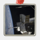 Buscar nave espacial adornos Descubrimiento