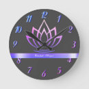 Buscar purple relojes de pared Para ella