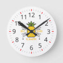 Buscar fruta tropical relojes de pared Monograma