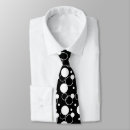 Buscar lunares negros corbatas Simple