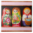 Buscar muñeca azulejos Para ella