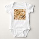 Buscar arena bebe ropa Mar