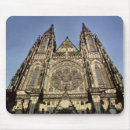 Buscar ventana la catedral de alfombrillas de raton Color de rosa