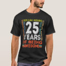 Buscar veinticinco camisetas Vintage