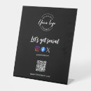 Buscar twitter logo Facebook