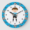 Buscar chica joven relojes de pared Fútbol