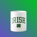Buscar suerte irlandesa tazas Día de san patricio