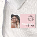 Buscar comercial con nombre etiquetas Para ella