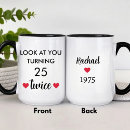 Buscar cincuenta tazas Para él