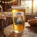 Buscar día cerveza vasos De fotografía