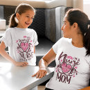 Buscar mi mamá es enfermera camisetas Madre
