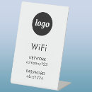 Buscar internet oficina escuela Logotipo