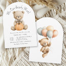 Buscar el esperar invitaciones Oso de peluche lindo