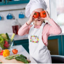 Buscar frutas y verduras delantales Cualquier niño