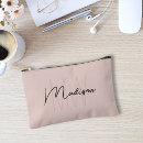 Buscar pink accesorios Monograma