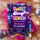 Buscar siete invitaciones Dulce suave y siete