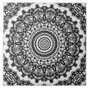 Buscar mandala blanco y negro azulejos Moderno